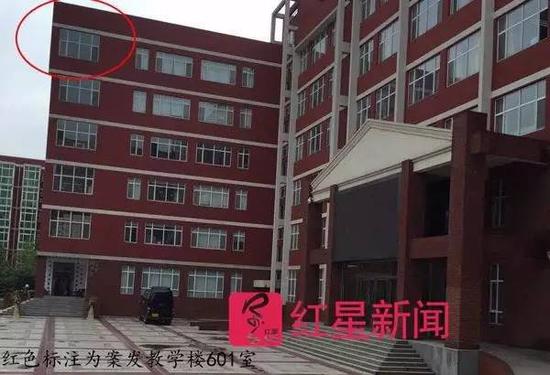 案發(fā)教學(xué)樓。  李潔供圖