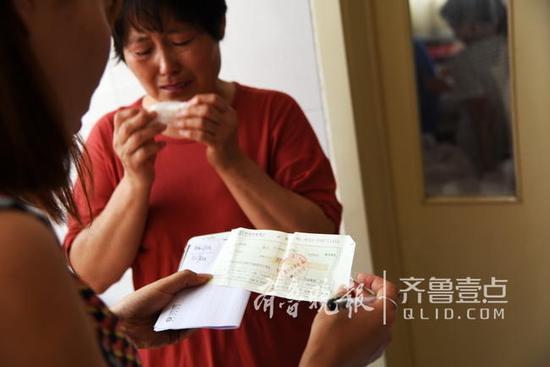 為給母親治病，家里準(zhǔn)備將李智超考入高中時(shí)為大學(xué)存下的學(xué)費(fèi)取出墊付醫(yī)藥費(fèi)。