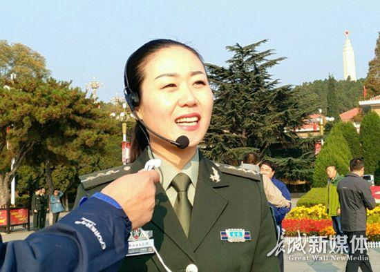 講解員劉曉曉說，要把老一輩無產(chǎn)階級革命家的故事宣講出去。記者 煙成群 攝