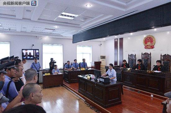 一、被告人徐福起等8人尋釁滋事、妨害公務、非國家工作人員受賄案